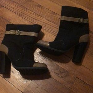 Black and Tan heeled ankle boots